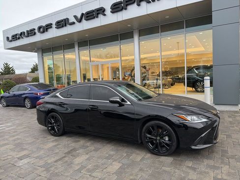 Used 2022 Lexus ES 350 F Sport w/ Accessory Package 2 image 4
