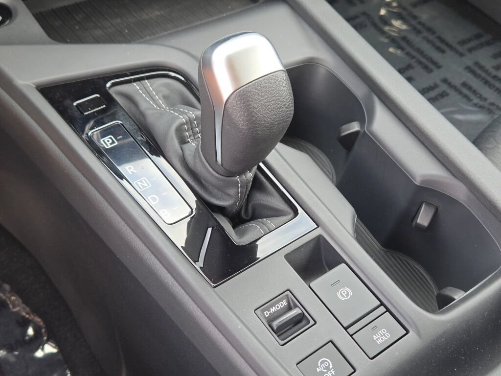 Used 2026 Nissan Sentra SV w/ Floor Mat Package FWD image 21