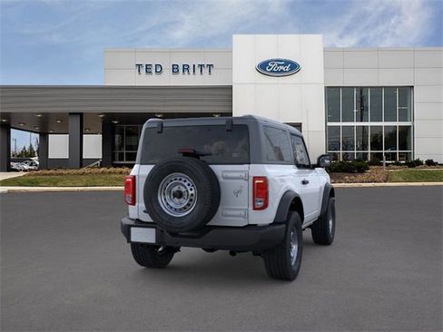 New 2025 Ford Bronco 2-Door image 8