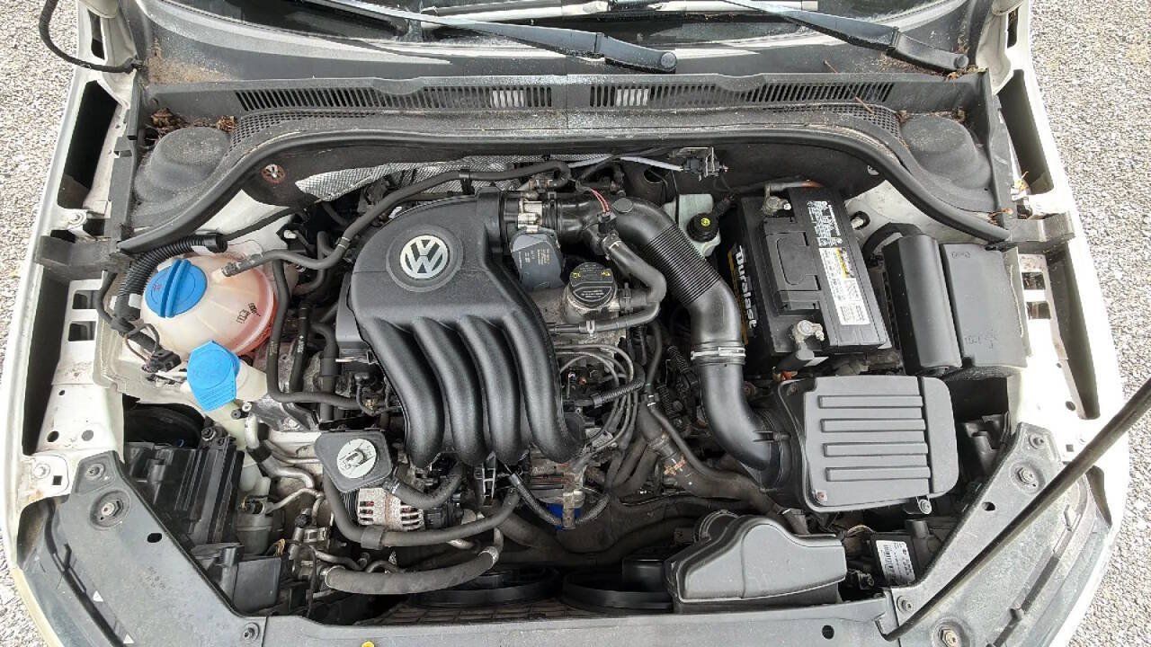 Used 2014 Volkswagen Jetta S FWD image 17