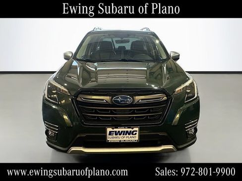 Used 2023 Subaru Forester Touring AWD/4WD image 2