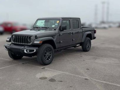 New 2026 Jeep Gladiator Sport