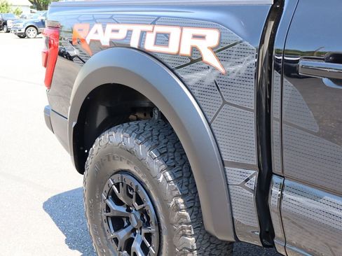Used 2023 Ford F150 Raptor w/ Equipment Group 802A Raptor R AWD/4WD image 23
