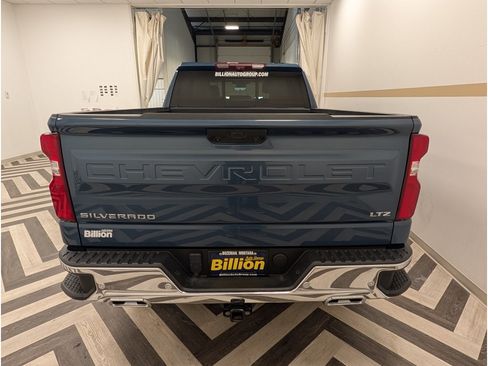 Used 2024 Chevrolet Silverado 1500 LTZ w/ Technology Package AWD/4WD image 27