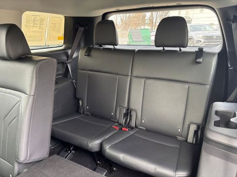 Used 2025 Hyundai Santa Fe SEL image 31