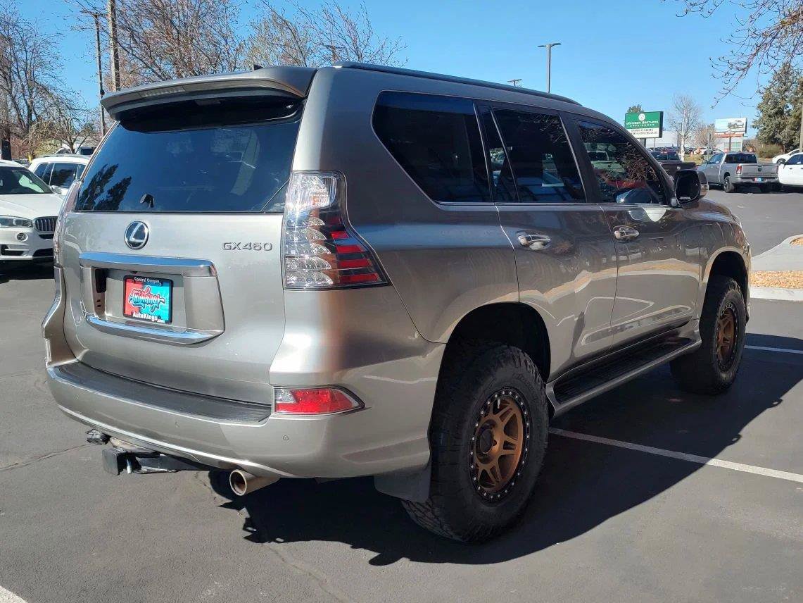 Used 2021 Lexus GX 460 Premium w/ Premium Package AWD/4WD image 5