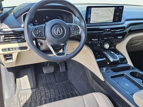 Used 2025 Acura MDX w/ Technology Package FWD image 36