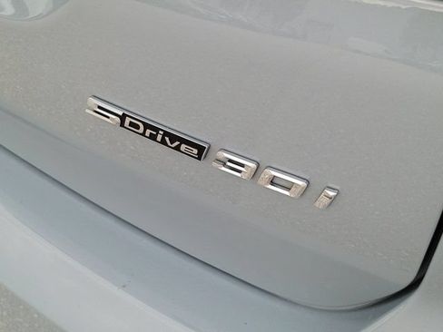 Used 2022 BMW X3 sDrive30i w/ M Sport Package RWD image 8