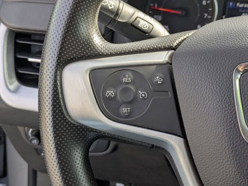 Used 2024 GMC Terrain SLE image 19