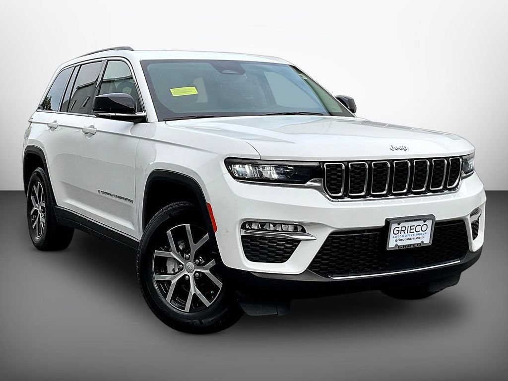 Used 2023 Jeep Grand Cherokee Limited AWD/4WD image 1