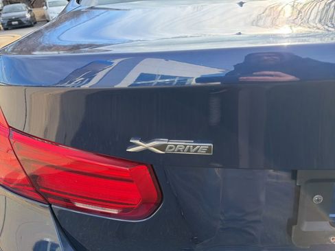 Used 2017 BMW 330i xDrive Sedan w/ Premium Package image 18