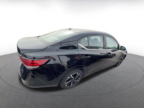 Used 2025 Nissan Sentra SV image 6