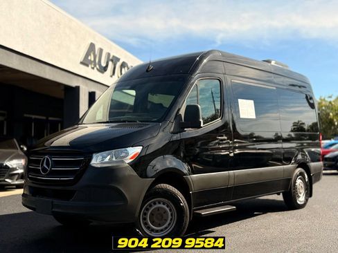 Used 2019 Mercedes-Benz Sprinter 2500 image 1