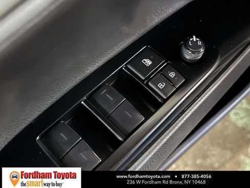 Used 2025 Toyota Camry XSE image 17