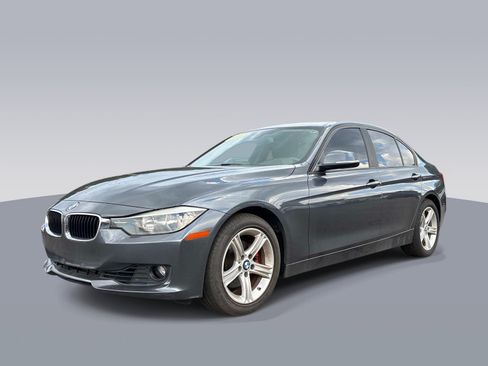 Used 2013 BMW 328i Sedan RWD image 3