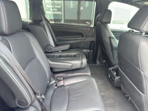 Used 2025 Honda Odyssey Sport-L image 15