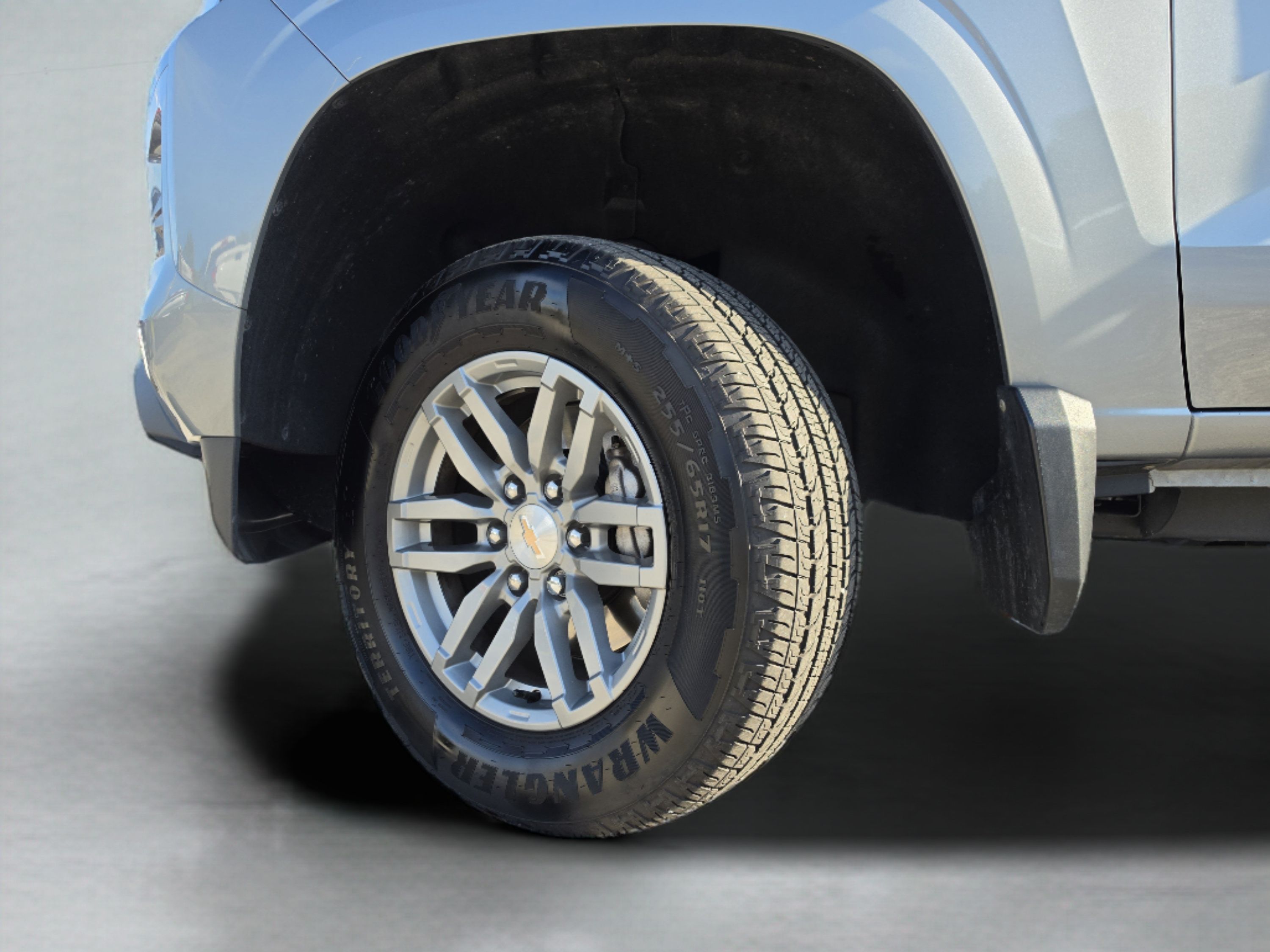 Used 2026 Chevrolet Colorado LT w/ LT Convenience Package RWD image 39