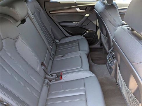 Used 2023 Audi Q5 2.0T Premium Plus w/ Premium Plus Package AWD/4WD image 22
