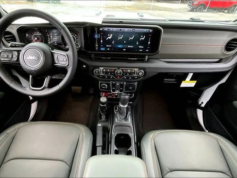 New 2026 Jeep Gladiator Mojave AWD/4WD image 4