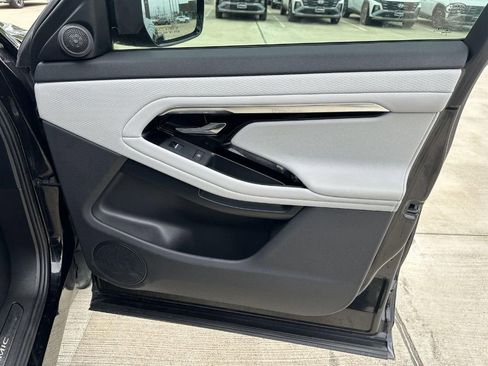 Used 2023 Land Rover Range Rover Evoque R-Dynamic S image 12