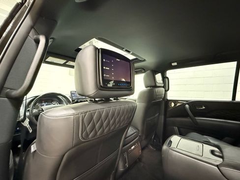 Used 2022 INFINITI QX80 Sensory w/ Cargo Package image 34