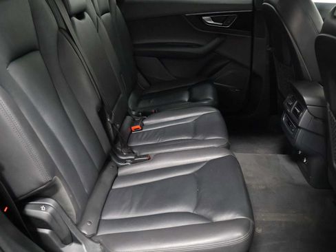 Used 2018 Audi Q7 3.0T Premium Plus w/ Premium Plus Package AWD/4WD image 35