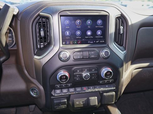 Certified 2022 GMC Sierra 3500 Denali image 19