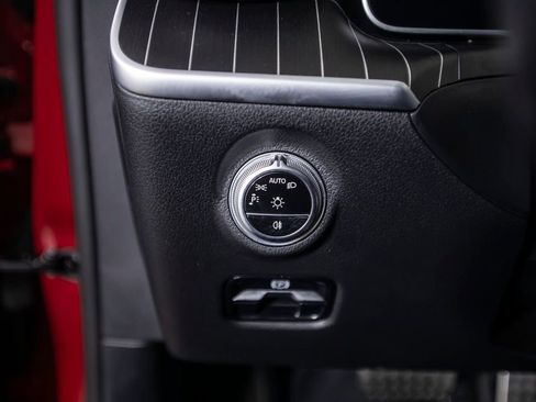 Used 2024 Mercedes-Benz C 300 Sedan image 35