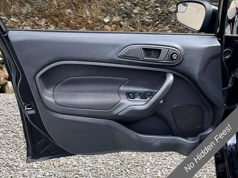 Used 2019 Ford Fiesta SE FWD image 21