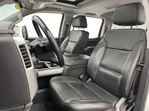 Used 2018 Chevrolet Silverado 1500 LTZ Z71 w/ Redline Edition AWD/4WD image 18
