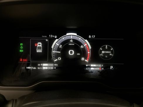 Used 2025 Toyota Tundra Platinum image 10