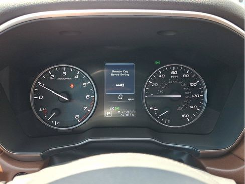 Used 2023 Subaru Outback Touring AWD/4WD image 19