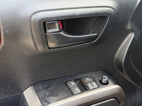 Used 2023 Toyota Tacoma SR5 RWD image 23