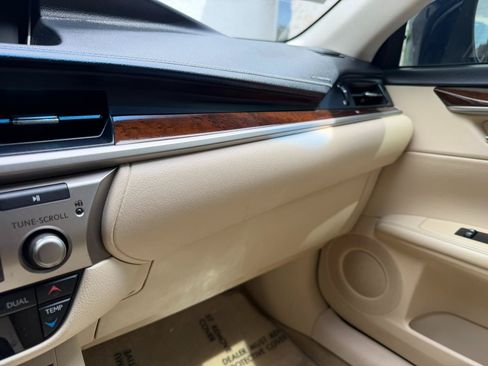 Used 2014 Lexus ES 350 w/ Premium Package FWD image 41