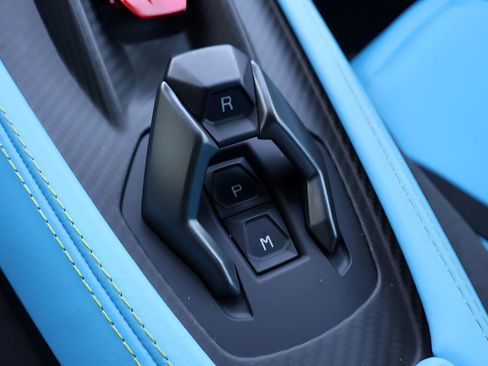 Used 2025 Lamborghini Revuelto image 23