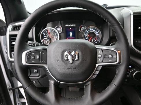 Certified 2025 RAM 1500 Big Horn image 16