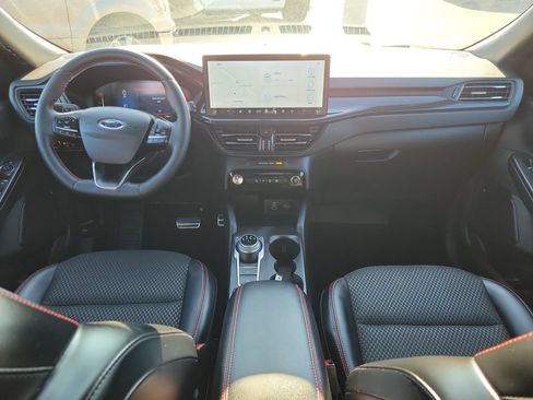 Used 2024 Ford Escape ST-Line w/ Tech Pack #1 AWD/4WD image 13