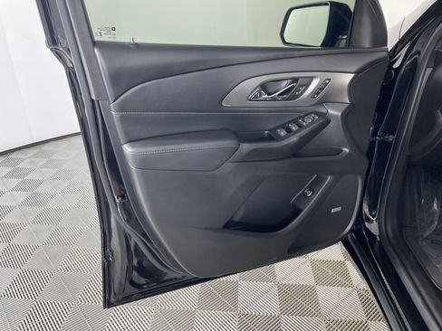 Certified 2023 Chevrolet Traverse Premier FWD image 19