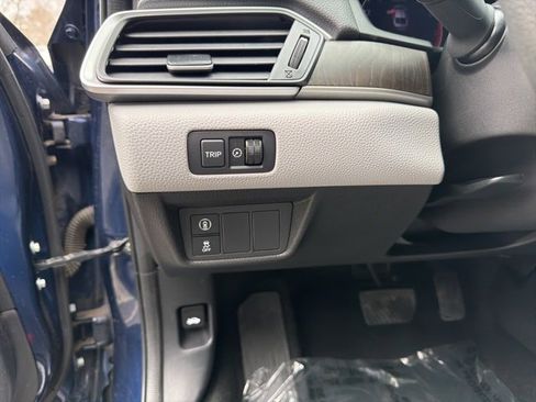 Used 2018 Honda Accord EX image 43