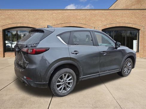 Used 2024 MAZDA CX-5 AWD 2.5 S w/ Preferred Package image 3
