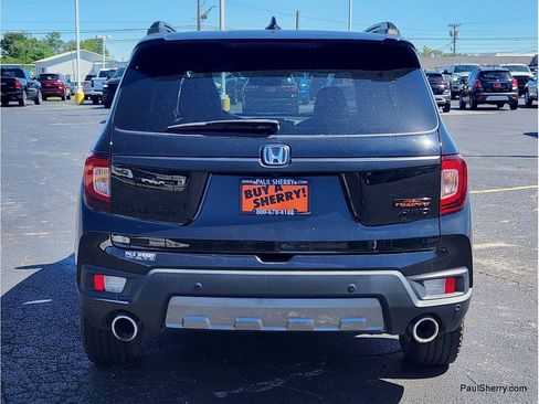 Used 2023 Honda Passport TrailSport image 11