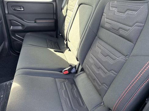 Certified 2024 Nissan Frontier PRO-4X w/ Pro Convenience Package image 13