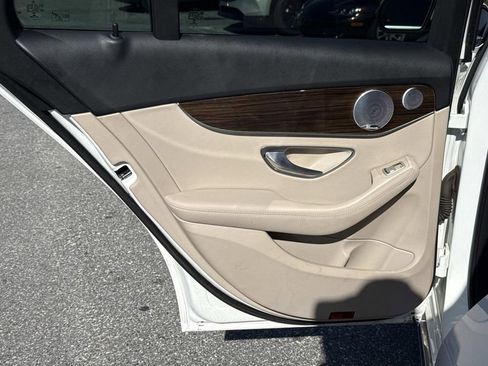 Used 2021 Mercedes-Benz C 300 Sedan image 13