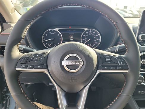 New 2025 Nissan Sentra SR image 12
