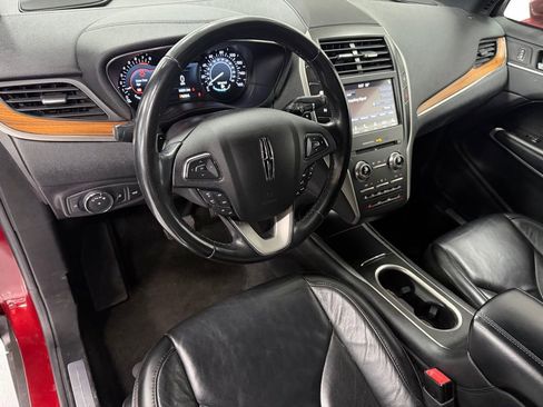 Used 2019 Lincoln MKC Select w/ Select Plus Package image 10