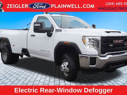 Used 2022 GMC Sierra 3500 Pro w/ Convenience Package image 7