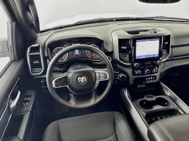 Used 2025 RAM 1500 Big Horn AWD/4WD image 21