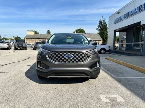 Certified 2023 Ford Edge SEL w/ Convenience Package AWD/4WD image 4