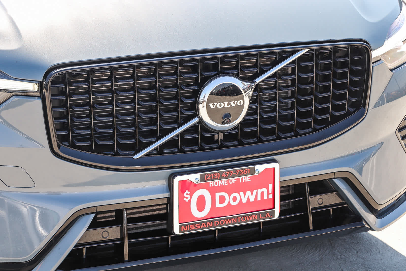 Used 2023 Volvo XC60 T8 Plus w/ Climate Package AWD/4WD image 5