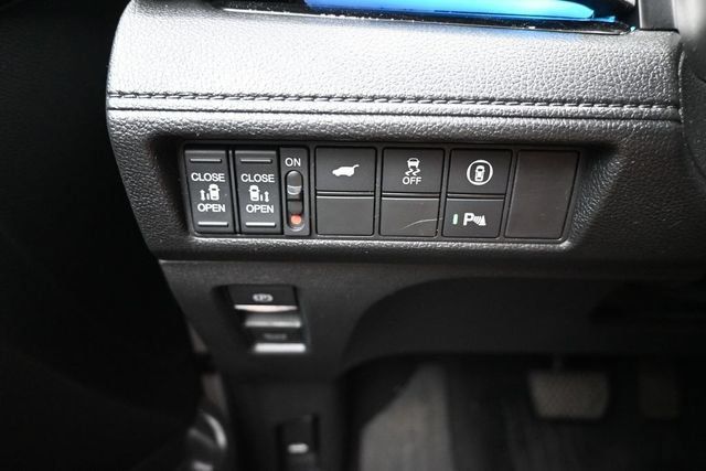 Used 2023 Honda Odyssey Touring image 12